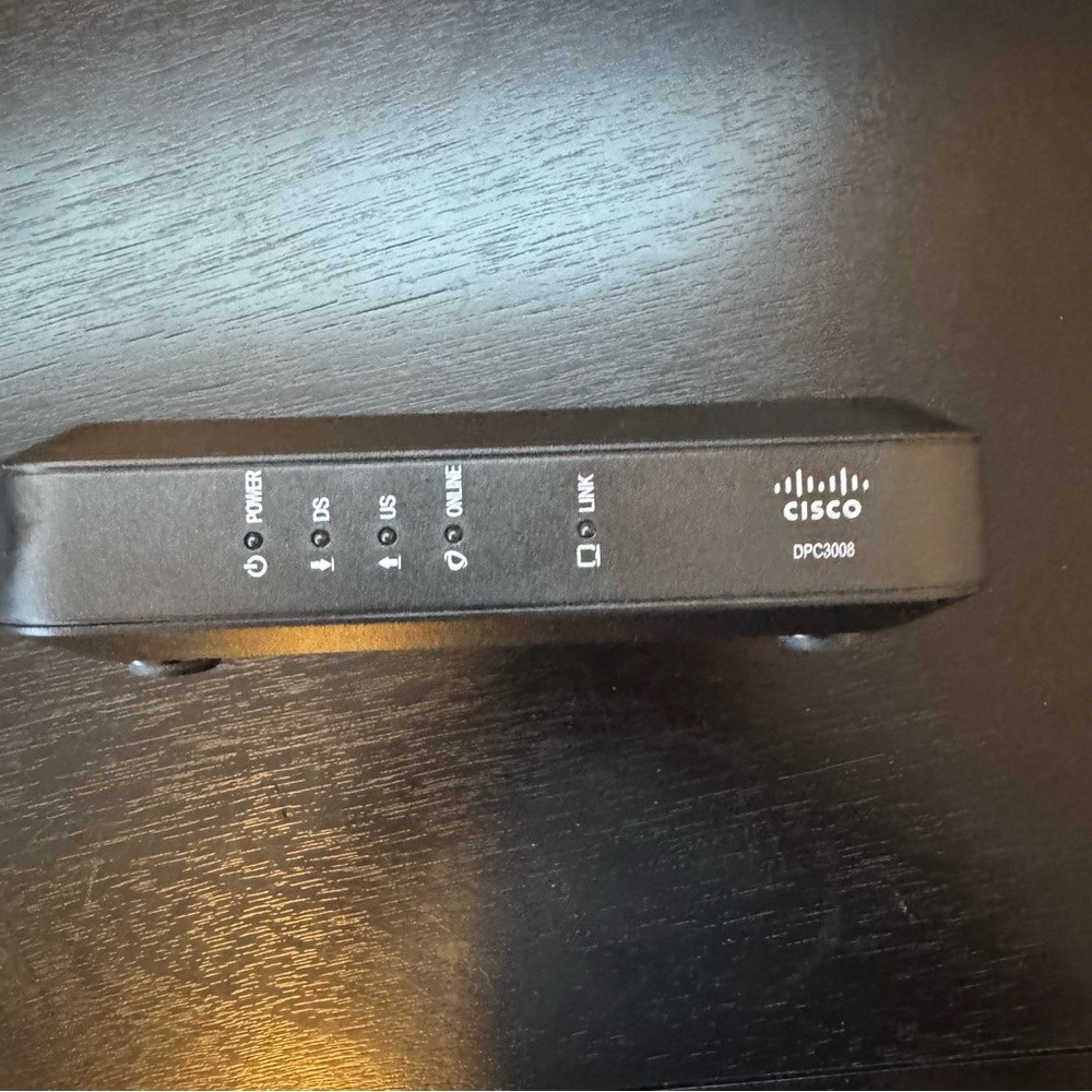 Cisco DPC3008 DOCSIS 3.0 Cable Modem (Xfinity ....) + Linksys EA4500 Router
